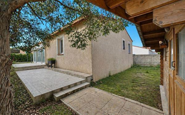 Maison à vendre    4 pièces •  Vauvert