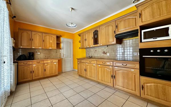 Maison à vendre    4 pièces •  Vauvert