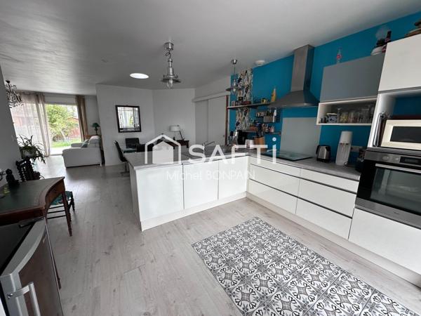 Maison de plain-pied de 2019 de 96 m² au calme avec 3 chambres, dressing et garage