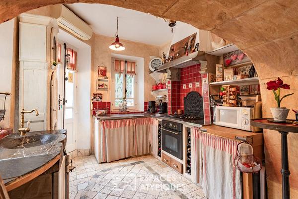 Maison bourgeoise revisitée à proximité de Narbonne