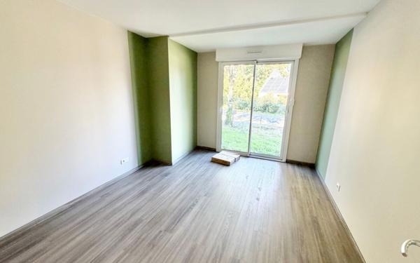 Maison à vendre    5 pièces •  La Chapelle-des-Marais