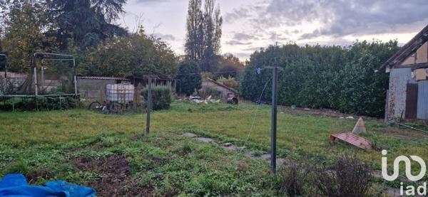 Maison de ville 3 pièces de 70 m² à Champignelles (89350)