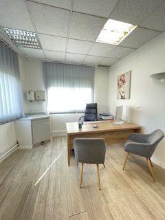 Bureau Nîmes 79 m²