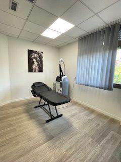 Bureau Nîmes 79 m²