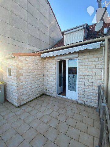 CALAIS PETIT COURGAIN MAISON DE VILLE 2 CHAMBRES JARDIN EXPOSE SUD