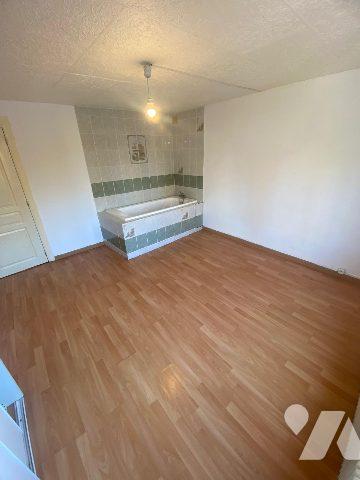 CALAIS PETIT COURGAIN MAISON DE VILLE 2 CHAMBRES JARDIN EXPOSE SUD