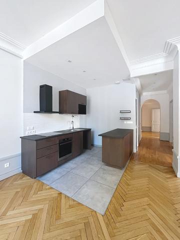 LYON 6 - Appartement 4 pièces 114 m2
