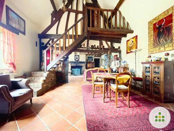 Maison
         6 pièces
        - 168 m²