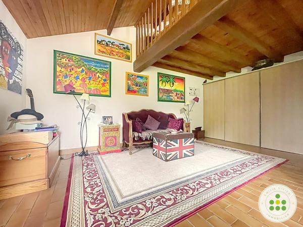 Maison
         6 pièces
        - 168 m²