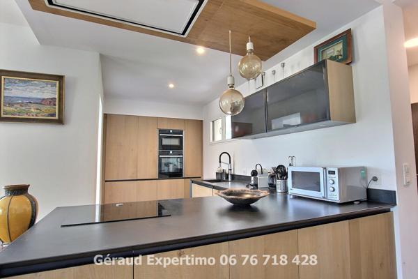 Superbe villa 5 pièces avec vue imprenable sur le golf –10mn du centre Aix-en-Provence - piscine