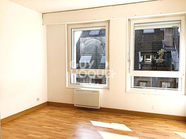 APPARTEMENT F2 HYPER-CENTRE