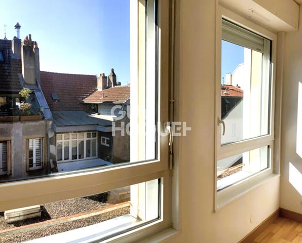 APPARTEMENT F2 HYPER-CENTRE