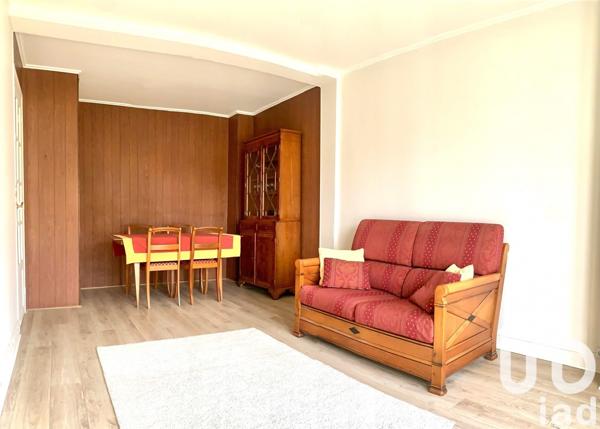 Appartement 2 pièces de 42 m² à Maisons-Alfort (94700)