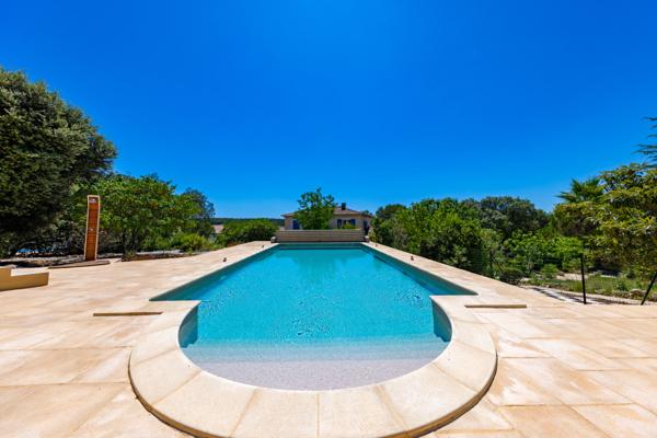 Saint-Gély-du-Fesc (34980) SAINT GELY DU FESC , BELLE MAISON D'ARCHITECTE T7 SUR 1700 M2 ,T2 de 40 M2 DOUBLE GARAGE