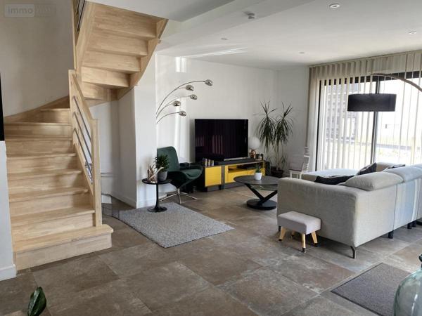 Maison à vendre à Saint-Lambert-la-Potherie dans le Maine-et-Loire (49070), ref : 49008-82