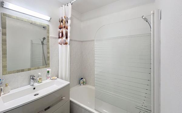 Appartement à vendre    2 pièces • 45,59 m2 Bayonne