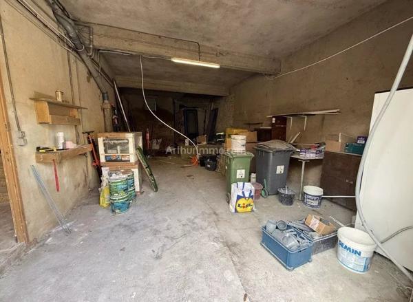 Vente                                                      Appartement
                        
                     4 pièces                      61 m2                     à Cabrières