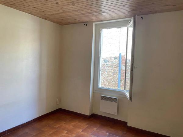 Location                                                      Appartement
                        
                     2 pièces                                         à Peyrestortes