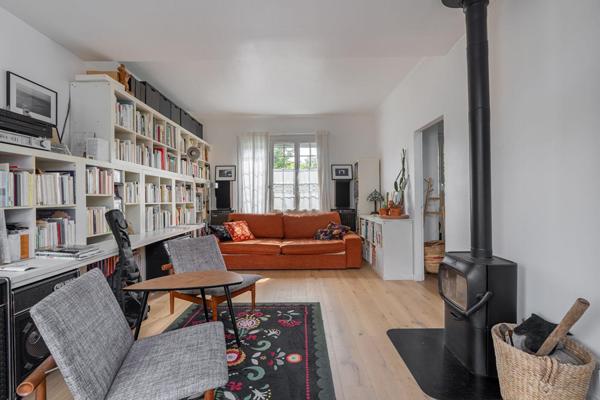 Maison années 50 et extension contemporaine totalement traversante!