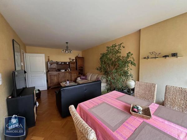 Appartement à louer 3 pièces 72m²