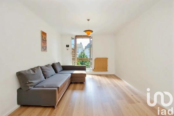 Appartement 3 pièces de 54 m² à Les Pavillons-sous-Bois (93320)