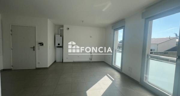 À vendre Appartement 3 pièces 61 m² - Rillieux-la-pape 69140