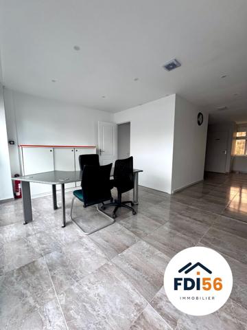 Local commercial à vendre à Lorient - 30 m² avec cave , Lorient