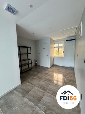 Local commercial à vendre à Lorient - 30 m² avec cave , Lorient