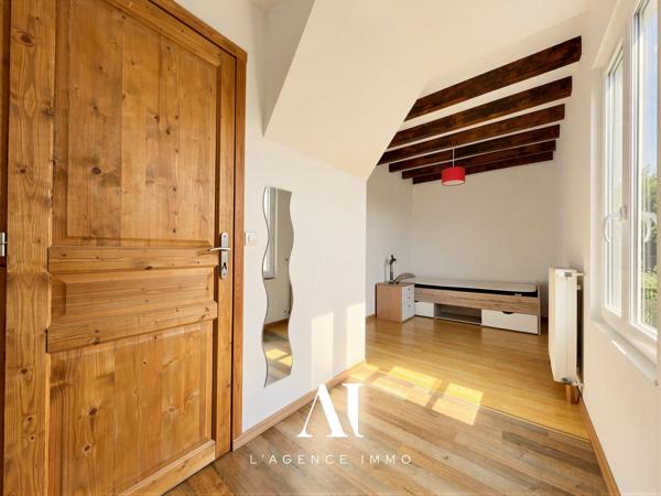 Maison de Village T6 Rénovée Jardin Terrasse Cave Divonne-les-Bains 01220