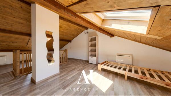 Maison de Village T6 Rénovée Jardin Terrasse Cave Divonne-les-Bains 01220