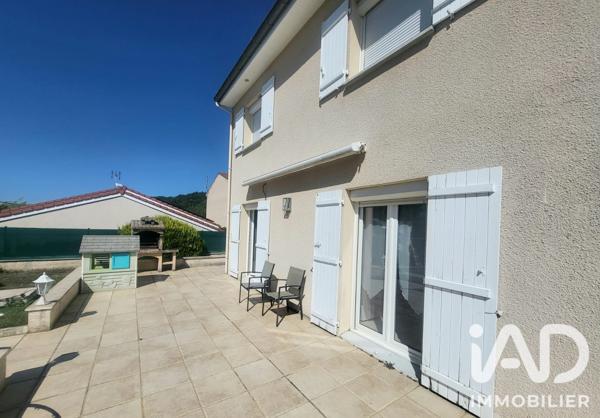 Maison à vendre 5 pièces 94 m² Saint-Jean-Bonnefonds