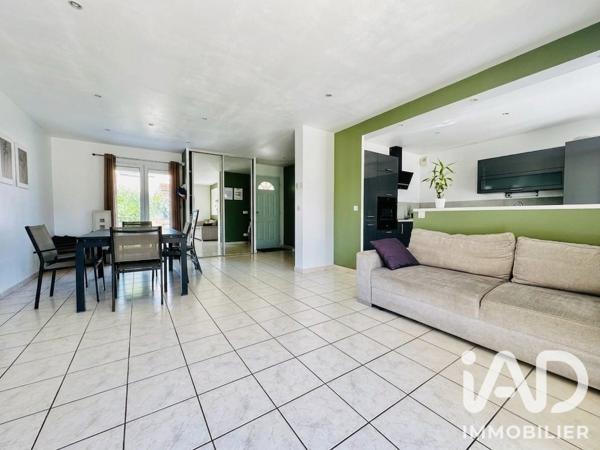 Maison à vendre 5 pièces 94 m² Saint-Jean-Bonnefonds