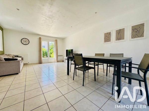 Maison à vendre 5 pièces 94 m² Saint-Jean-Bonnefonds