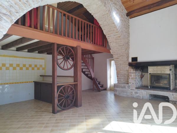 Maison à vendre 2 pièces 70 m² La Cavalerie