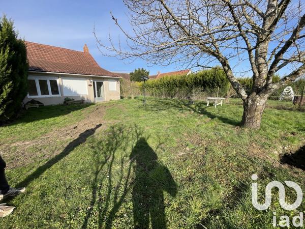 Maison rustique 3 pièces de 94 m² à Mareuil-sur-Arnon (18290)