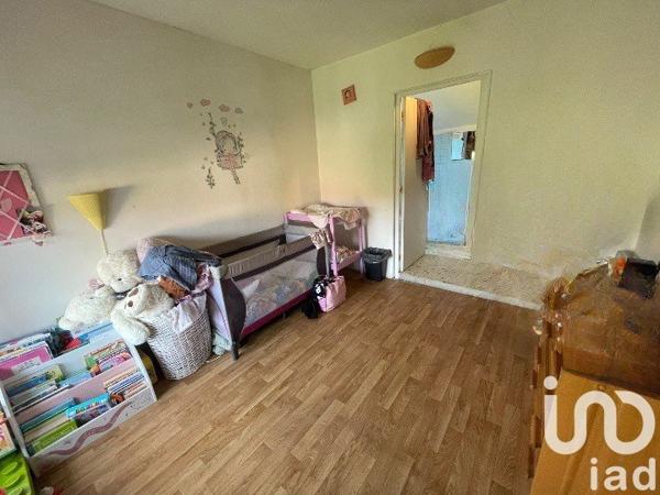 Maison rustique 3 pièces de 94 m² à Mareuil-sur-Arnon (18290)