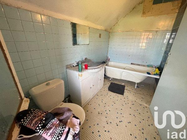 Maison rustique 3 pièces de 94 m² à Mareuil-sur-Arnon (18290)