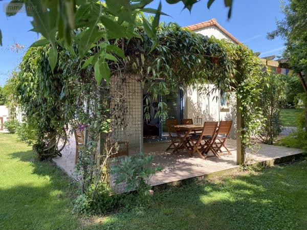 Maison à vendre à Les Achards en Vendée (85150), ref : 85072-1091