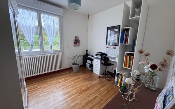 Maison à vendre    7 pièces • 146,73 m2 Mûr-de-Bretagne