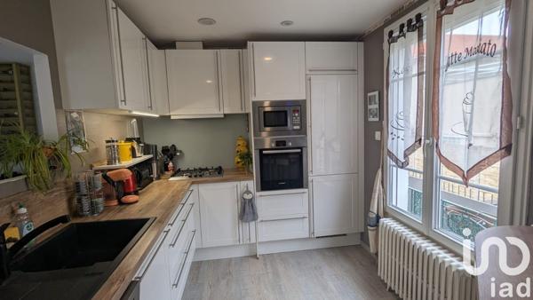 Maison traditionnelle 5 pièces de 91 m² à Chilly-Mazarin (91380)