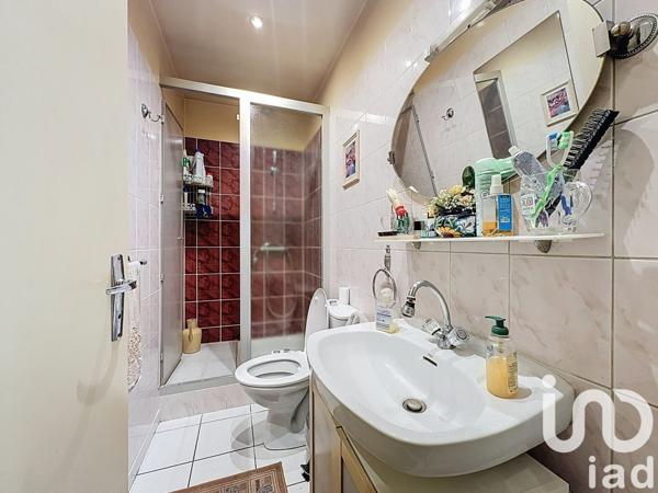 Maison traditionnelle 7 pièces de 116 m² à Morangis (91420)