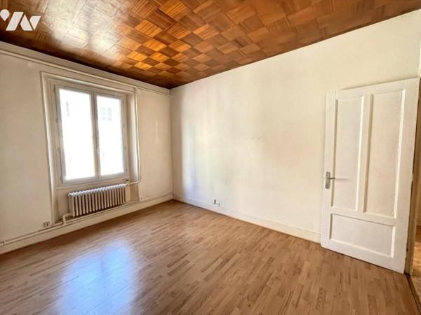 GRENOBLE Exclusivité Préfecture / Jardin des Plantes : 2P avec Terrasse de 15 m² au Calme !