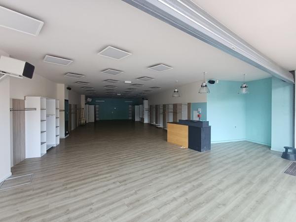 Immeuble à vendre 181 890 € Saint-Céré 187 m² DPE
