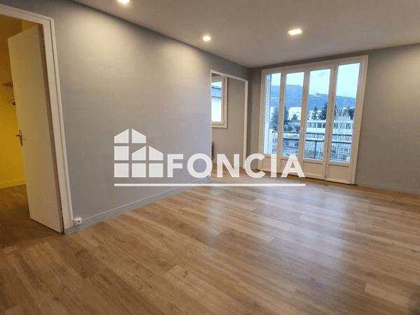 Location Appartement 3 pièces 48.22 m² - 10 RUE ANDRE ARGOUGES Grenoble 38100