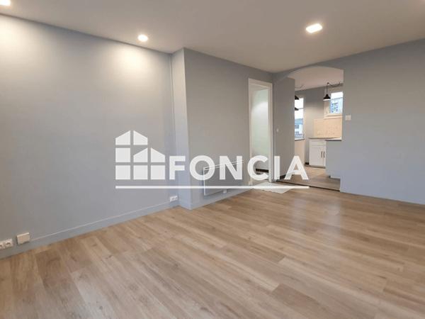 Location Appartement 3 pièces 48.22 m² - 10 RUE ANDRE ARGOUGES Grenoble 38100