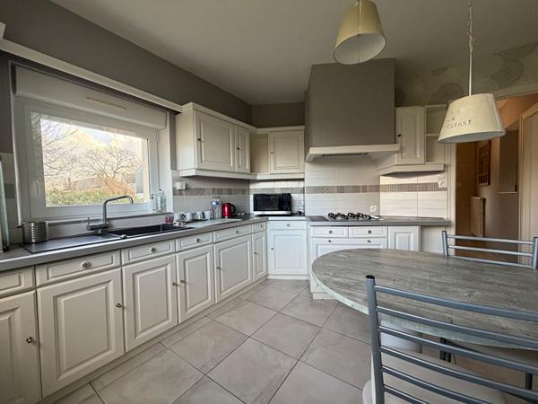 Maison 5 pièces - Impasse calme - Proche bourg de Bourg-Blanc