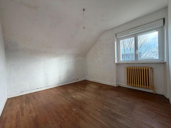 Maison 5 pièces - Impasse calme - Proche bourg de Bourg-Blanc