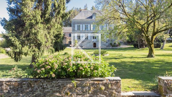 DOMAINE DE CARACTÈRE EN COEUR DE VILLE