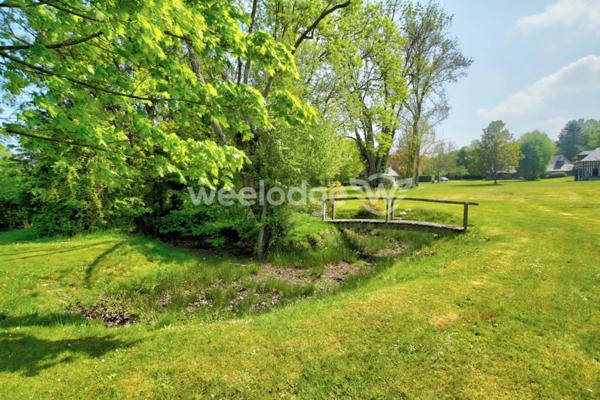 Maison à vendre 12 pièces de 326 m² à Lisieux