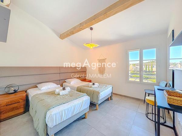 Maison à GRIMAUD, 83310 - 7 pièces 167m²